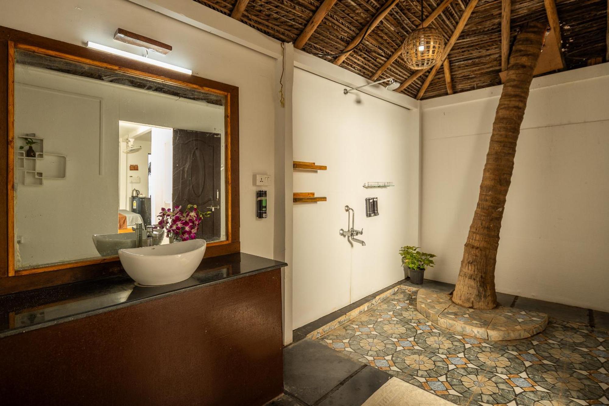 Forget Me Not Resort Agonda Exteriör bild